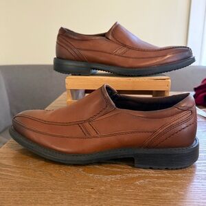 Rockport dress shoes